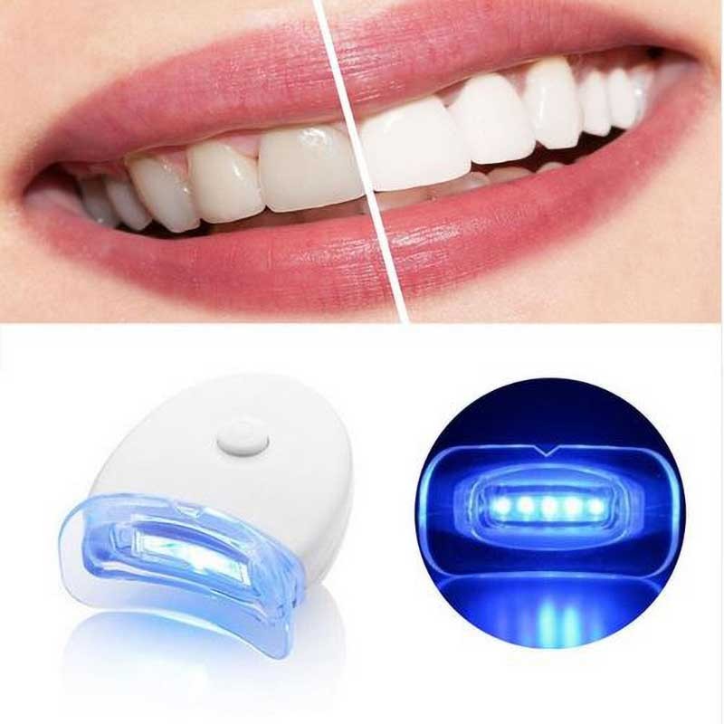 Gouttière dentaire LED connectée pour blanchir les dents